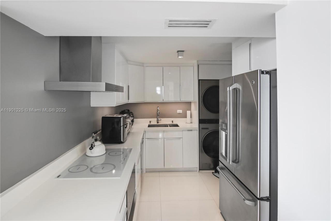 Real estate property located at 6039 Collins Ave #1402, Miami-dade, Maison Grande Condo, Miami Beach, FL
