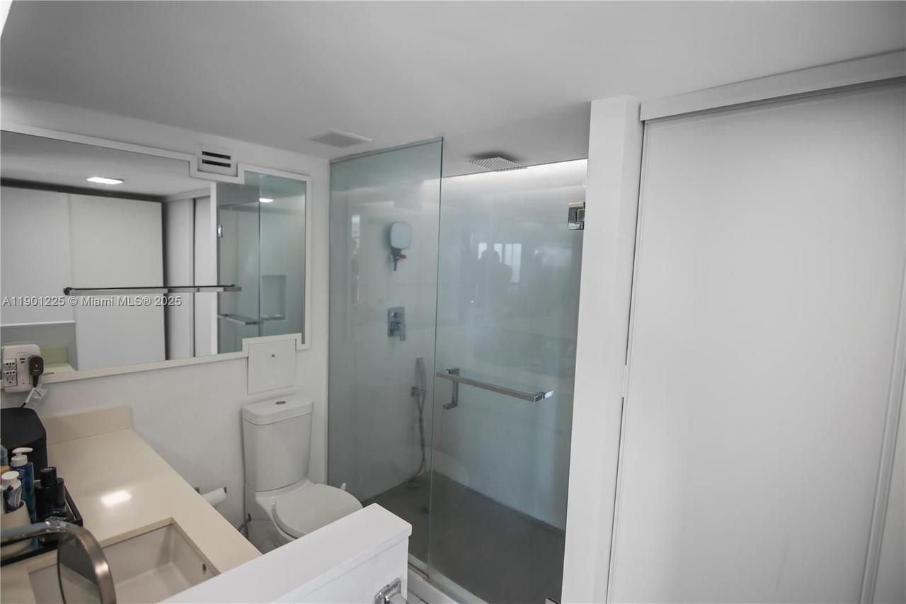 Real estate property located at 6039 Collins Ave #1402, Miami-dade, Maison Grande Condo, Miami Beach, FL