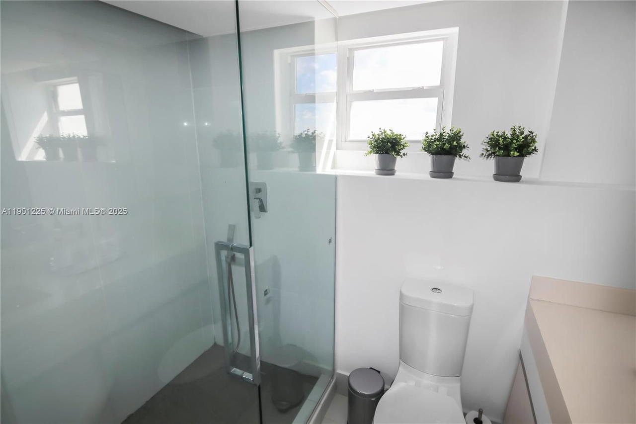 Real estate property located at 6039 Collins Ave #1402, Miami-dade, Maison Grande Condo, Miami Beach, FL