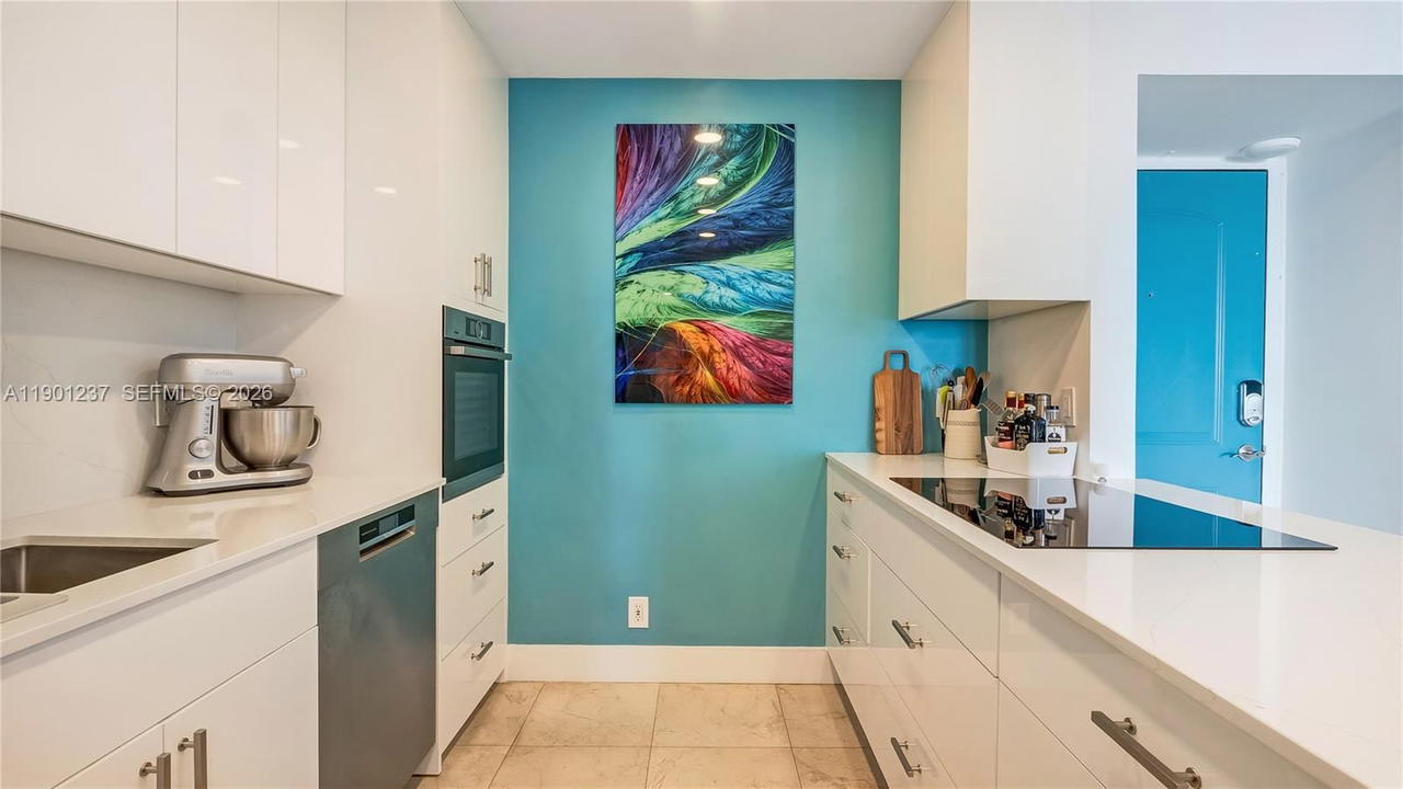 Real estate property located at 100 Bayview Dr #1807, Miami-dade, Arlen House East Condo, Sunny Isles Beach, FL