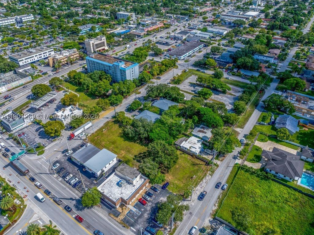 Real estate property located at 137 165th St, Miami-dade, Oleta Terr, Miami, FL