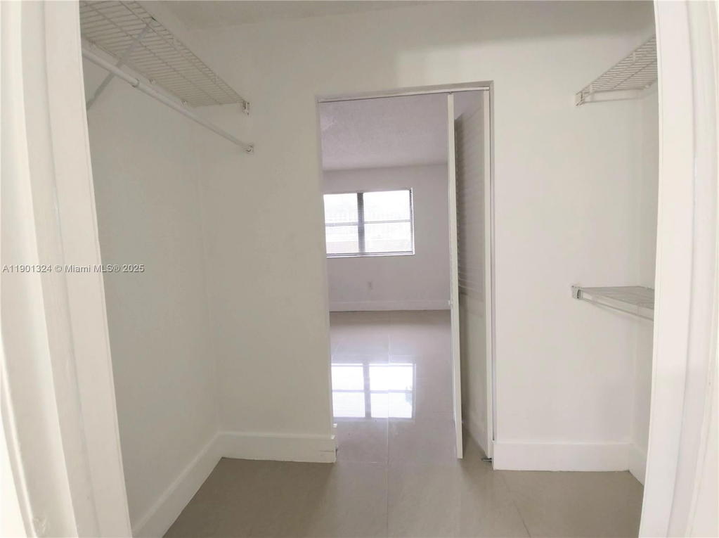Real estate property located at 15500 80th St A-105, Miami-dade, The Courts At Kendall Con, Miami, FL