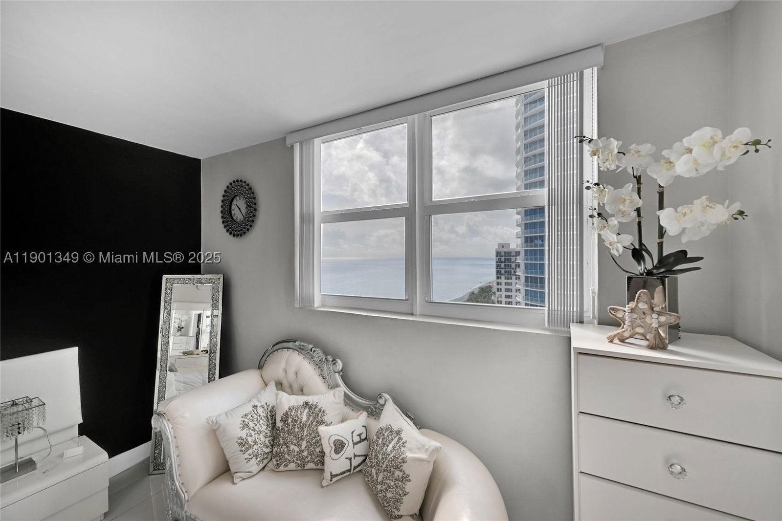 Real estate property located at 3001 Ocean Dr #1513, Broward, Residences On Hollywood B, Hollywood, FL