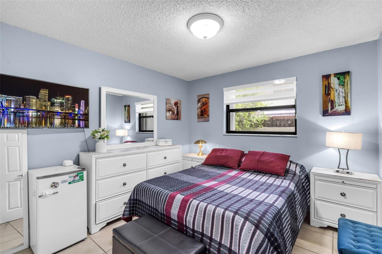 Real estate property located at 8425 8th St #109, Miami-dade, Visions At Fountainbleau, Miami, FL