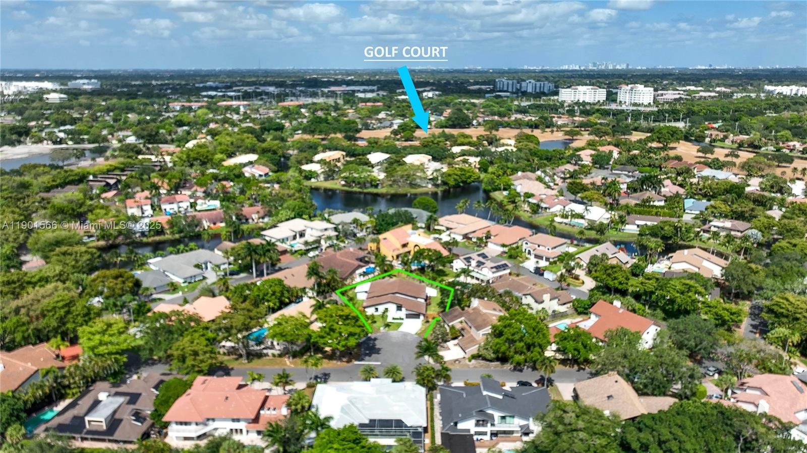 Real estate property located at 842 Coco Plum Cir, Broward, Jacaranda Area 9, Plantation, FL