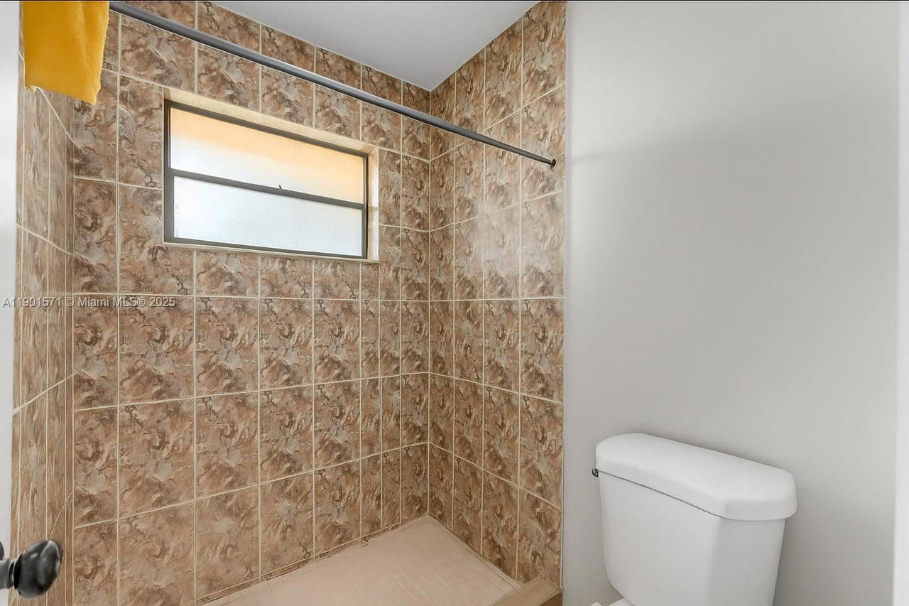 Real estate property located at 222 14th St, Miami-dade, Ponce De Leon, Homestead, FL