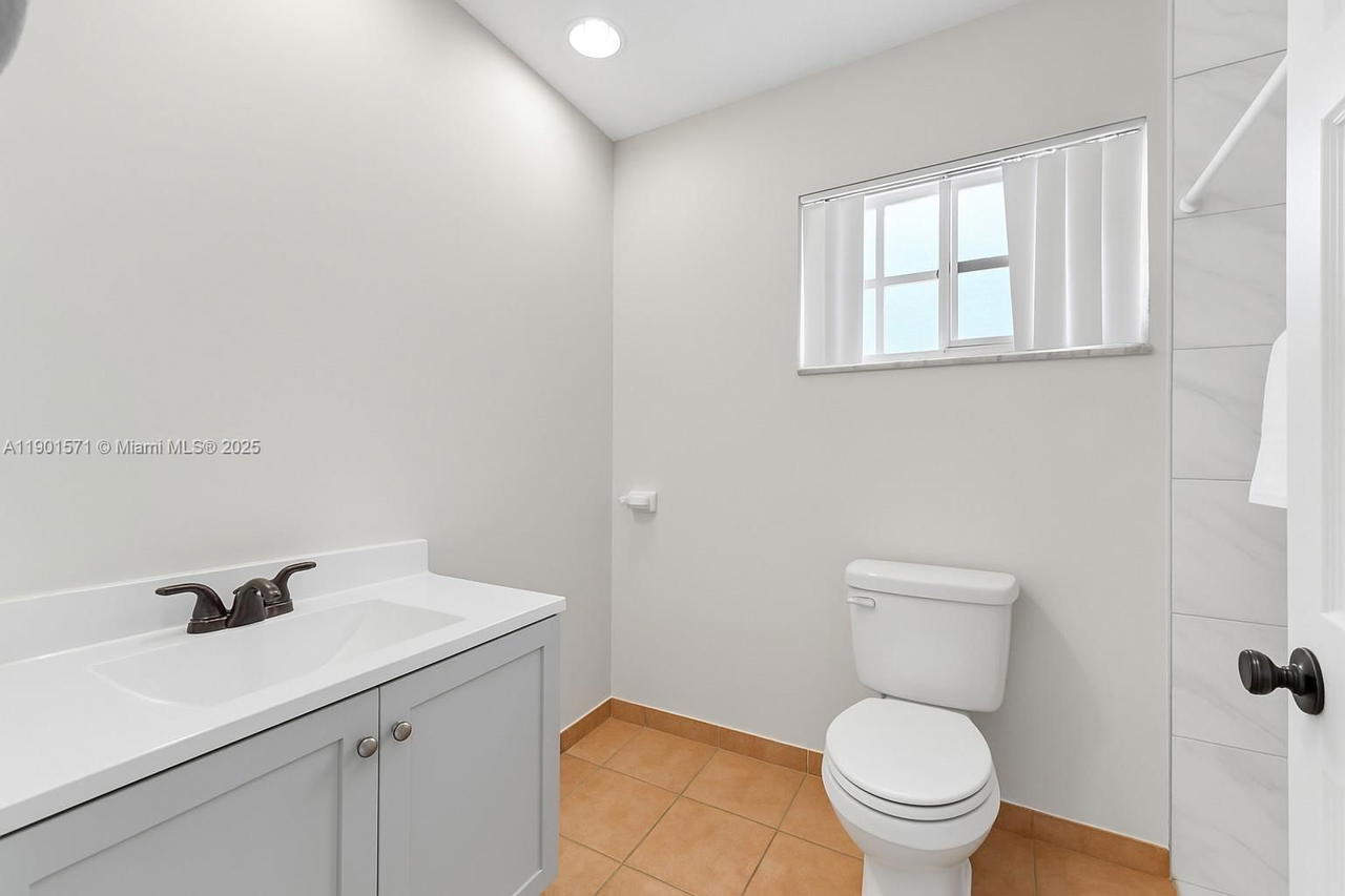 Real estate property located at 222 14th St, Miami-dade, Ponce De Leon, Homestead, FL