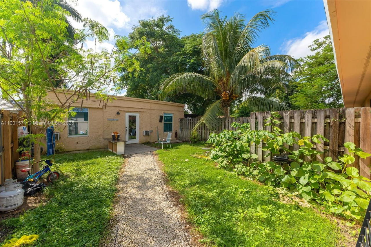 Real estate property located at 222 14th St, Miami-dade, Ponce De Leon, Homestead, FL