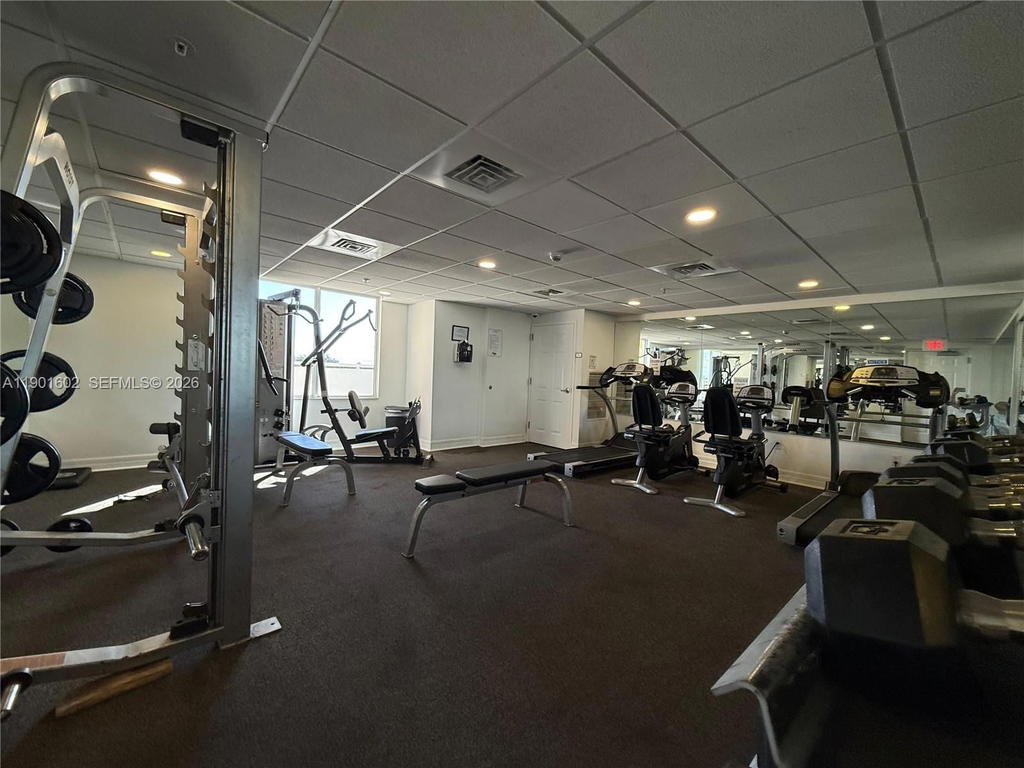 Real estate property located at 900 8th St #1009, Miami-dade, Brickell Vista Condo, Miami, FL
