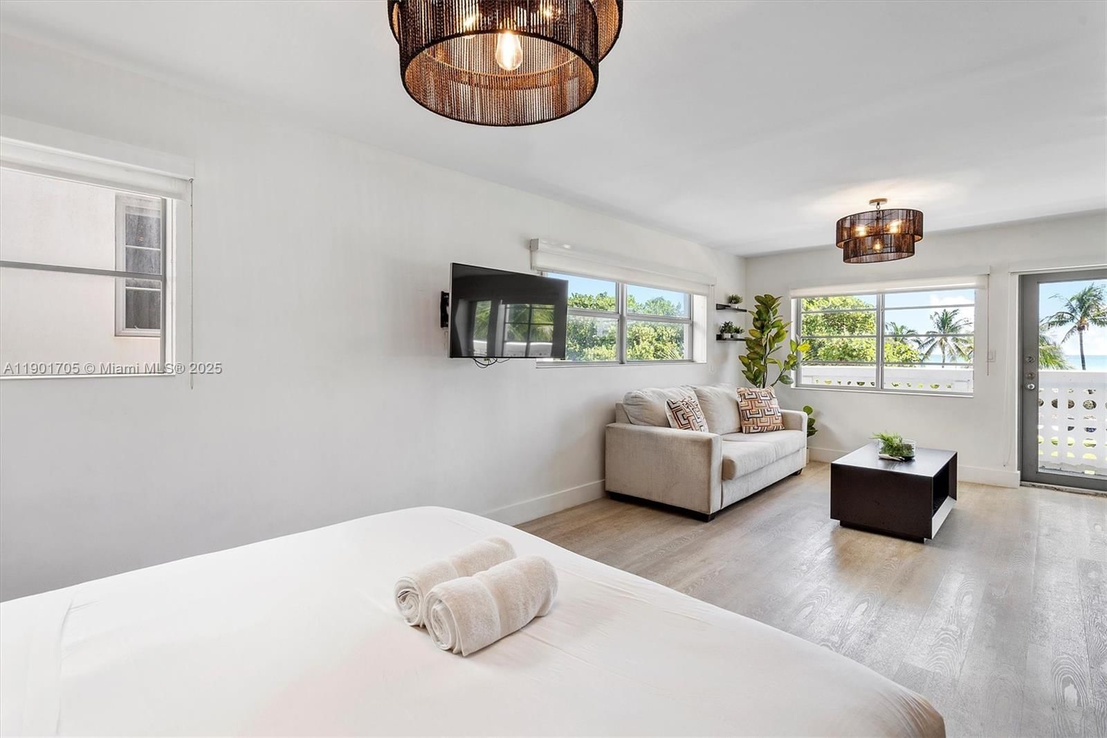 Real estate property located at 1024 Ocean Dr A301, Miami-dade, The Strand On Ocean Drive, Miami Beach, FL