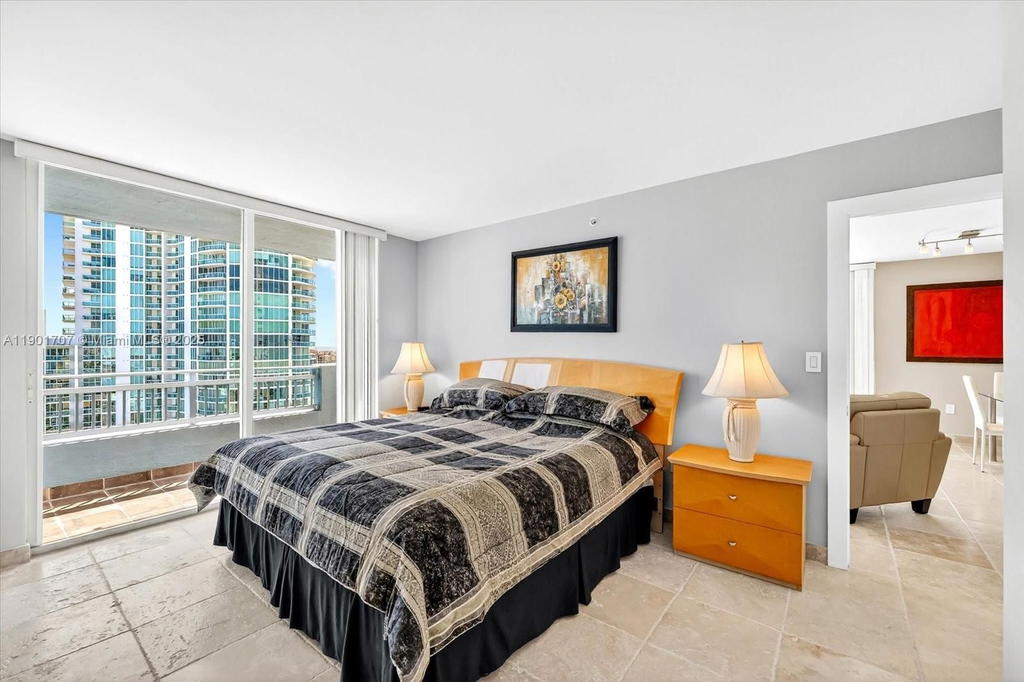 Real estate property located at 90 Alton Rd #2002, Miami-dade, Yacht Club At Portofino C, Miami Beach, FL