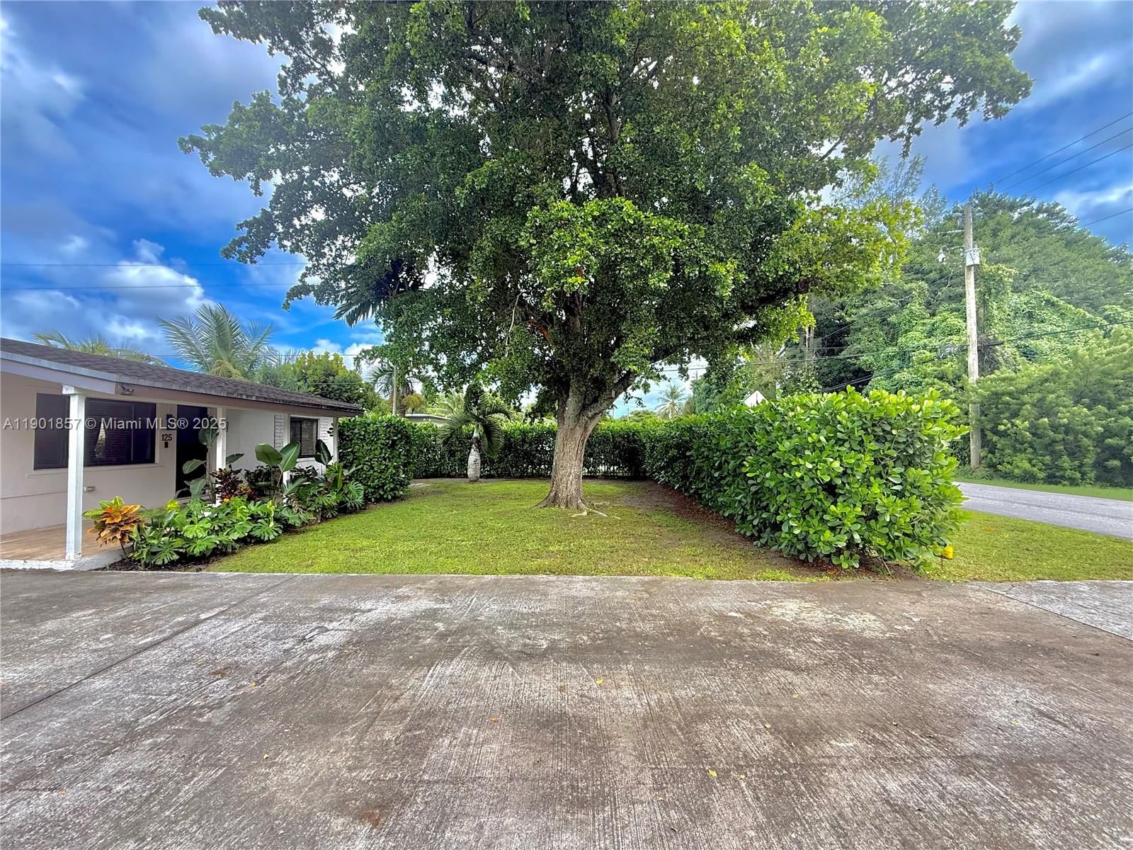 Real estate property located at 125 150th St, Miami-dade, Bisc Gardens Sec D, Miami, FL