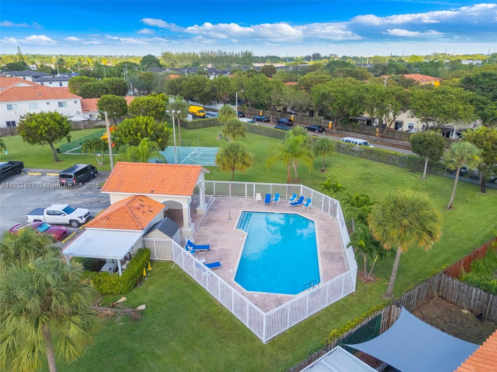 Real estate property located at 10908 182nd Ln, Miami-dade, Eureka Palm Garden, Miami, FL