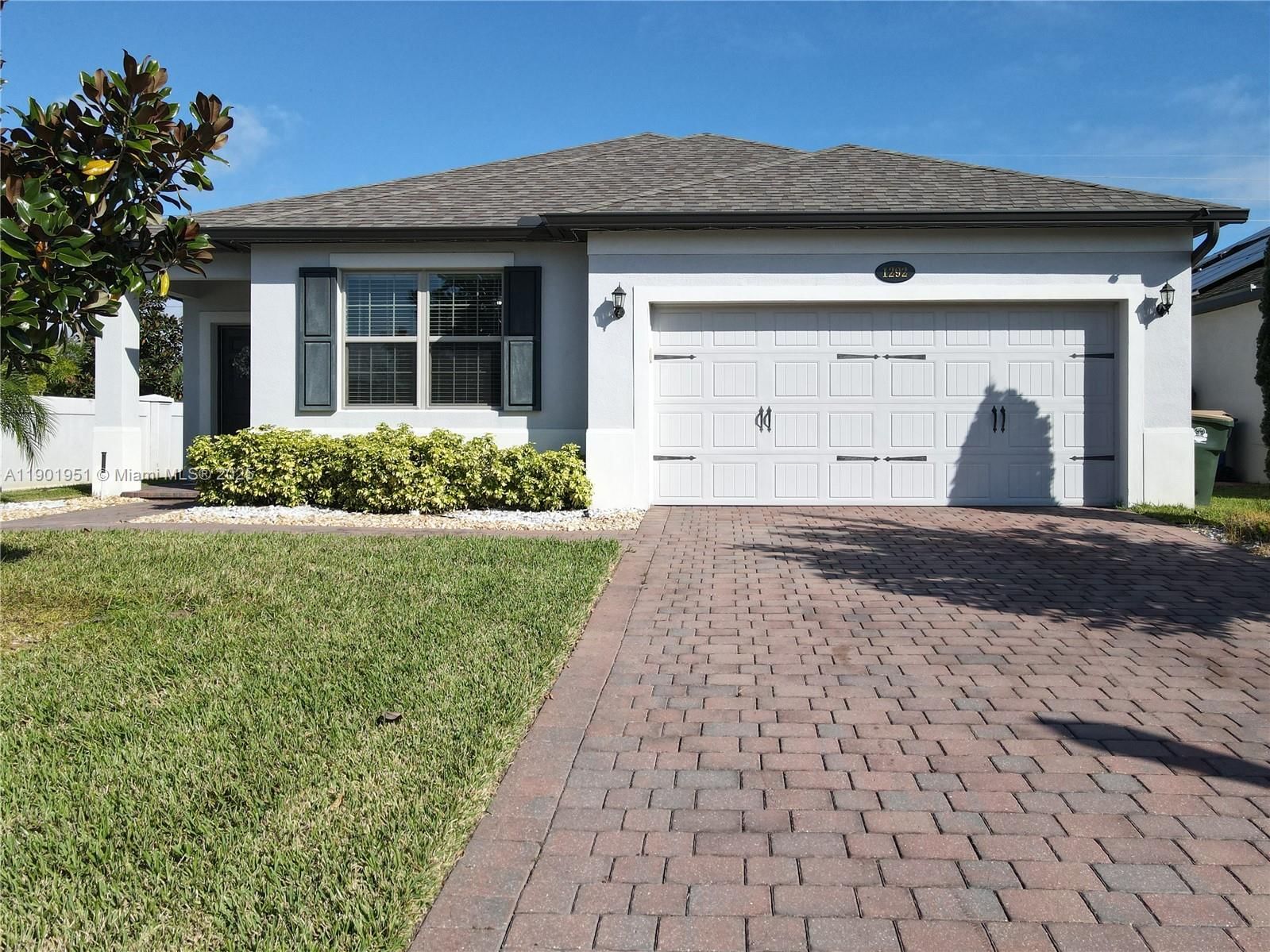 Real estate property located at 1292 HILLTOP PL, Osceola, Reserve At Pine Tree, St Cloud, FL