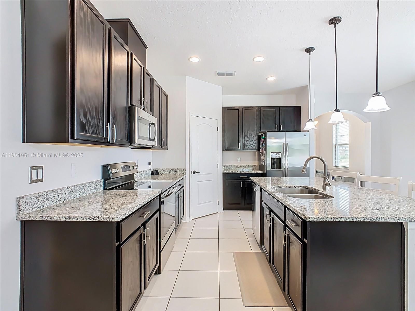 Real estate property located at 1292 HILLTOP PL, Osceola, Reserve At Pine Tree, St Cloud, FL