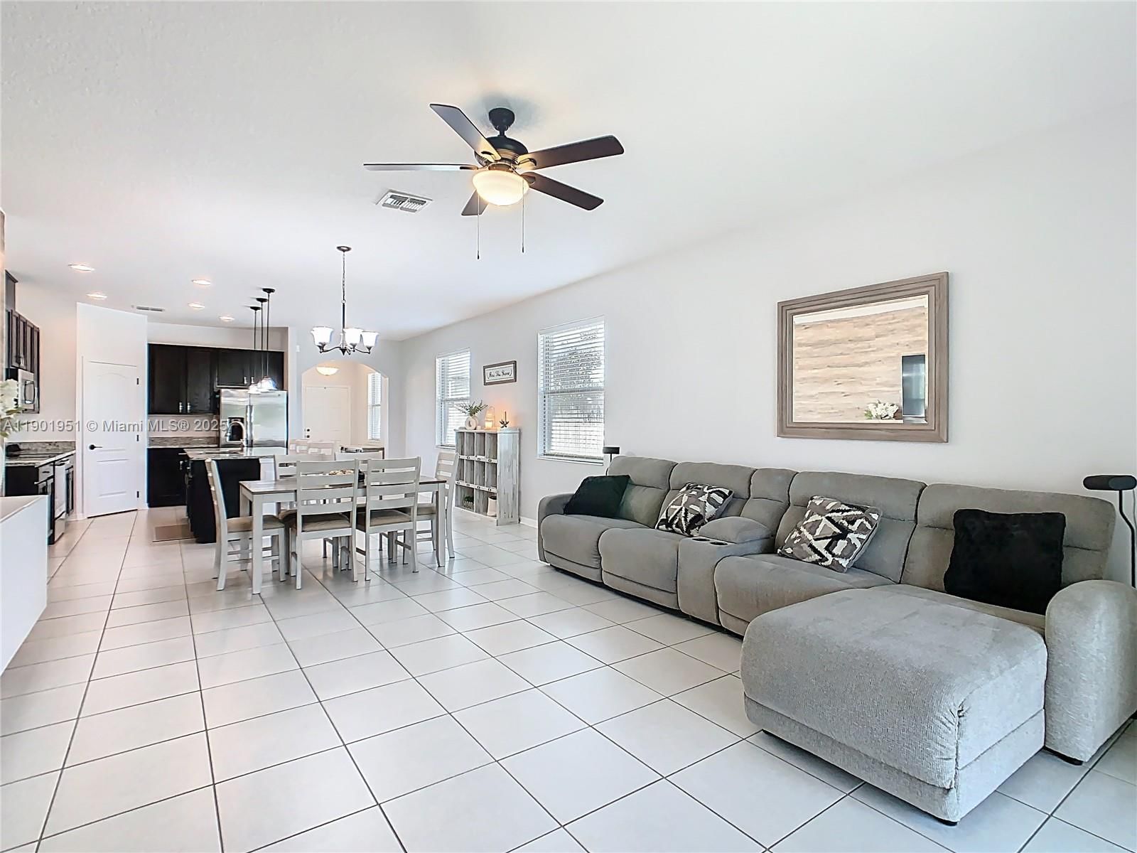 Real estate property located at 1292 HILLTOP PL, Osceola, Reserve At Pine Tree, St Cloud, FL
