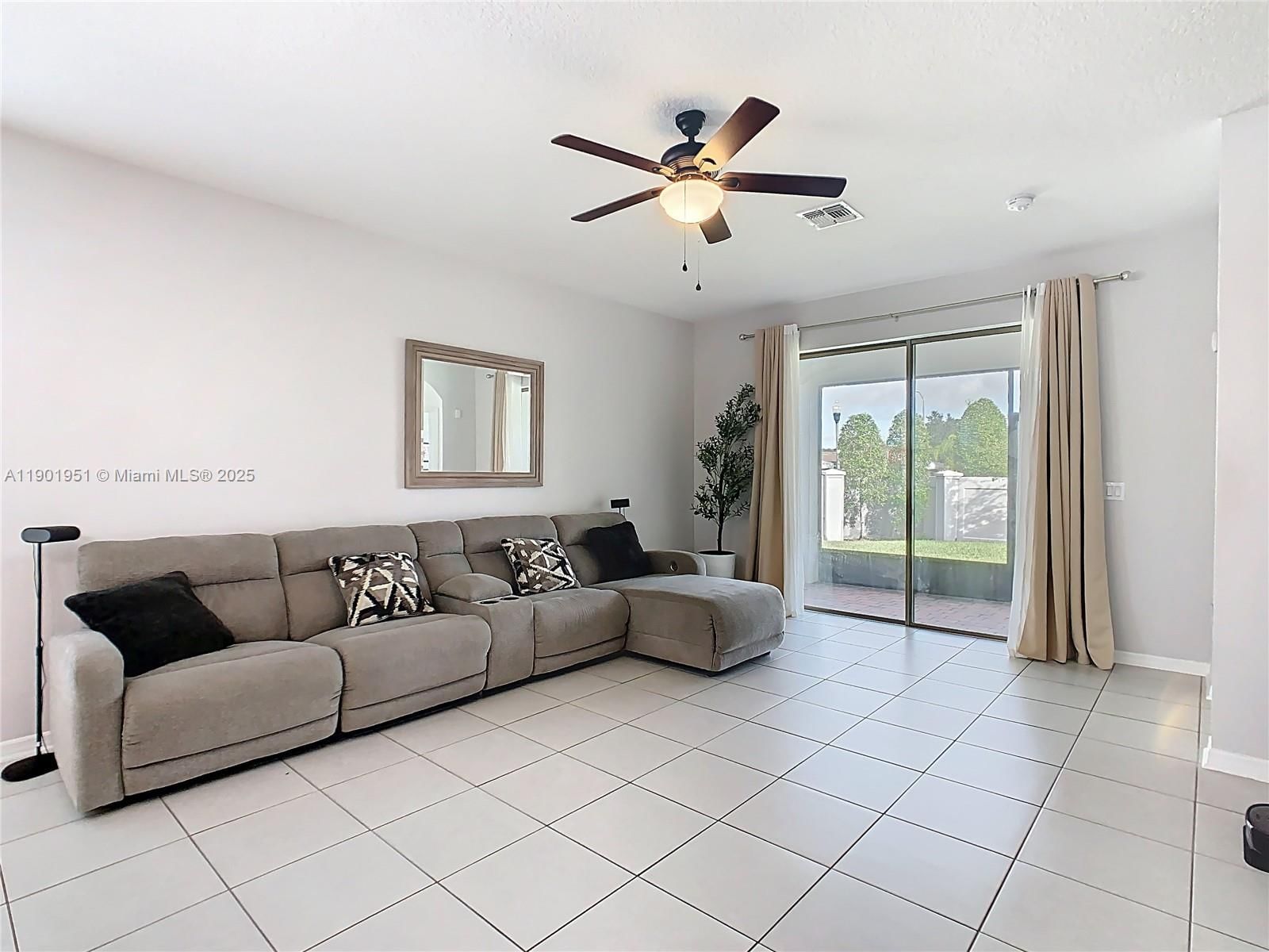 Real estate property located at 1292 HILLTOP PL, Osceola, Reserve At Pine Tree, St Cloud, FL