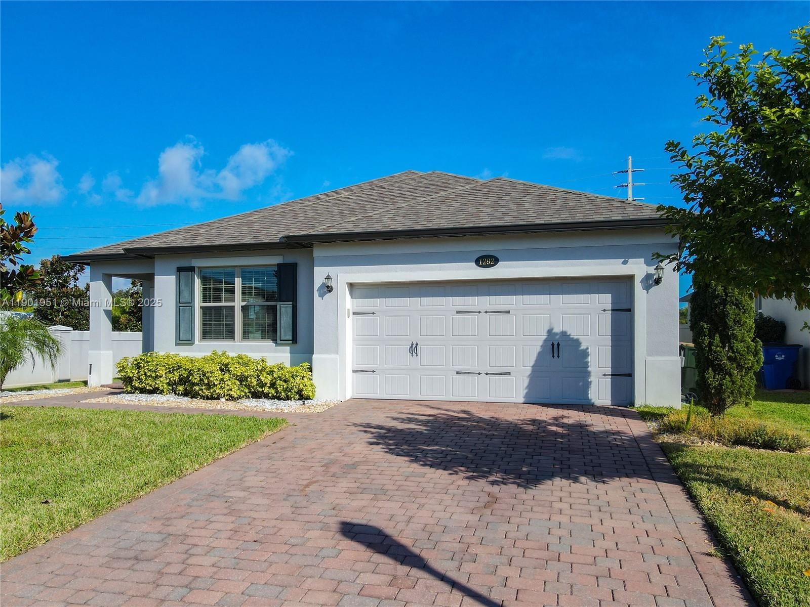 Real estate property located at 1292 HILLTOP PL, Osceola, Reserve At Pine Tree, St Cloud, FL