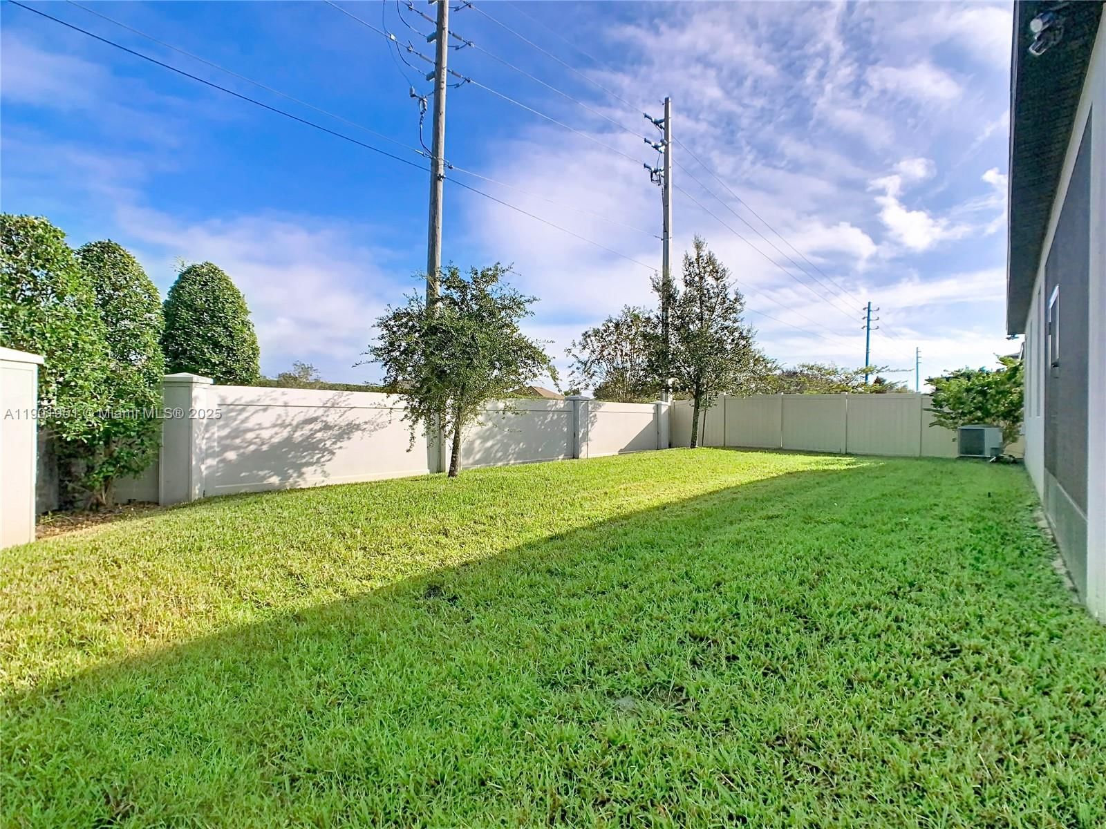 Real estate property located at 1292 HILLTOP PL, Osceola, Reserve At Pine Tree, St Cloud, FL