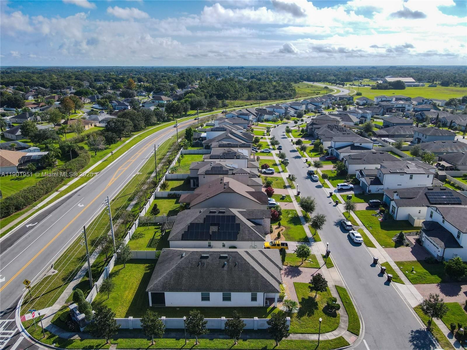 Real estate property located at 1292 HILLTOP PL, Osceola, Reserve At Pine Tree, St Cloud, FL