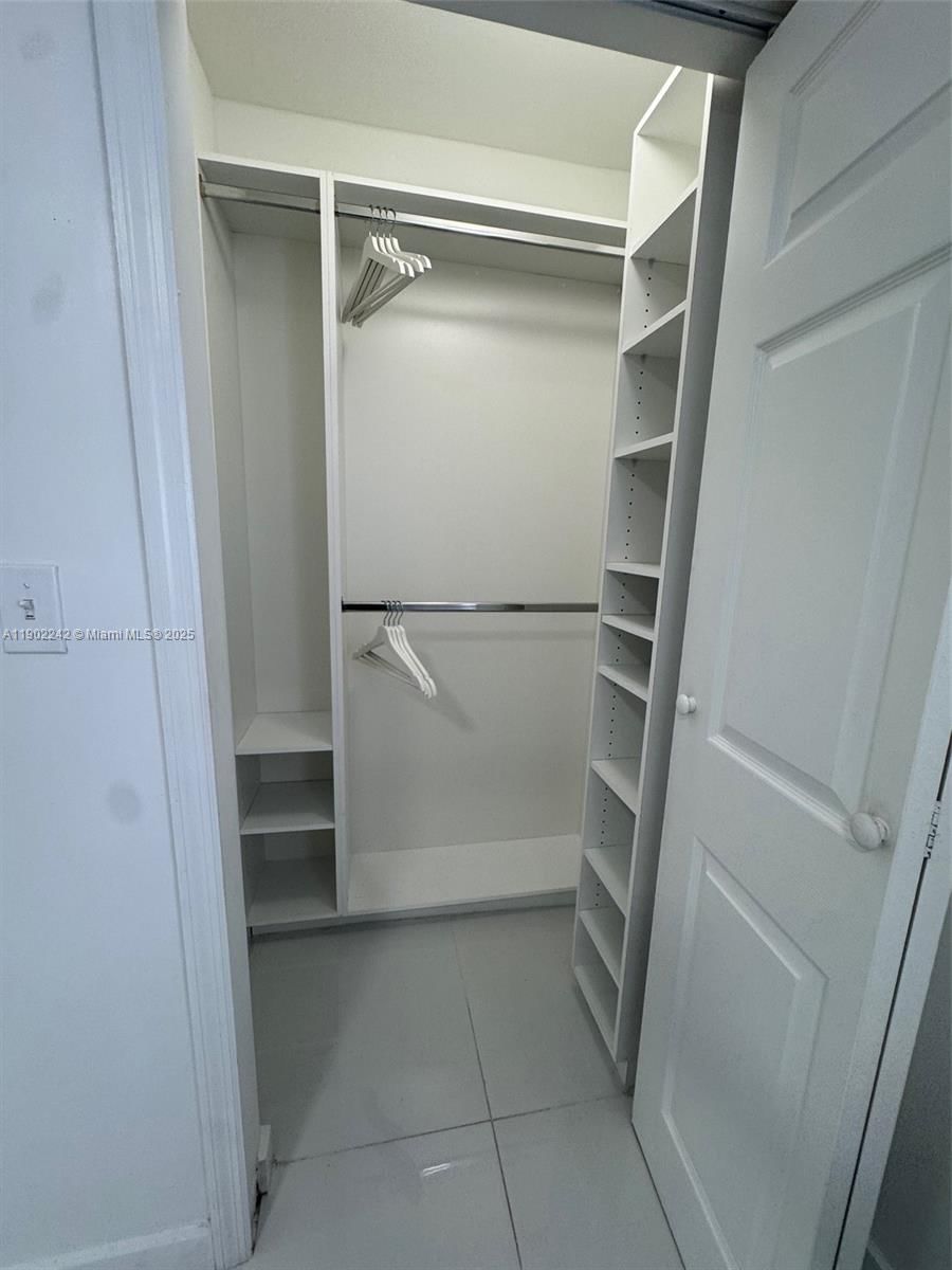 Real estate property located at 7965 8th St #23E, Miami-dade, Dolphin View Condo, Miami, FL