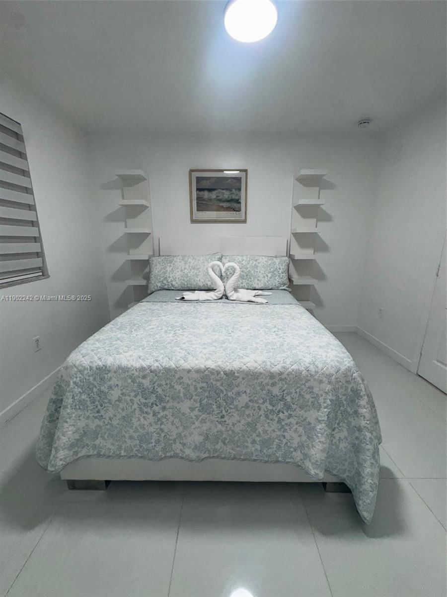 Real estate property located at 7965 8th St #23E, Miami-dade, Dolphin View Condo, Miami, FL