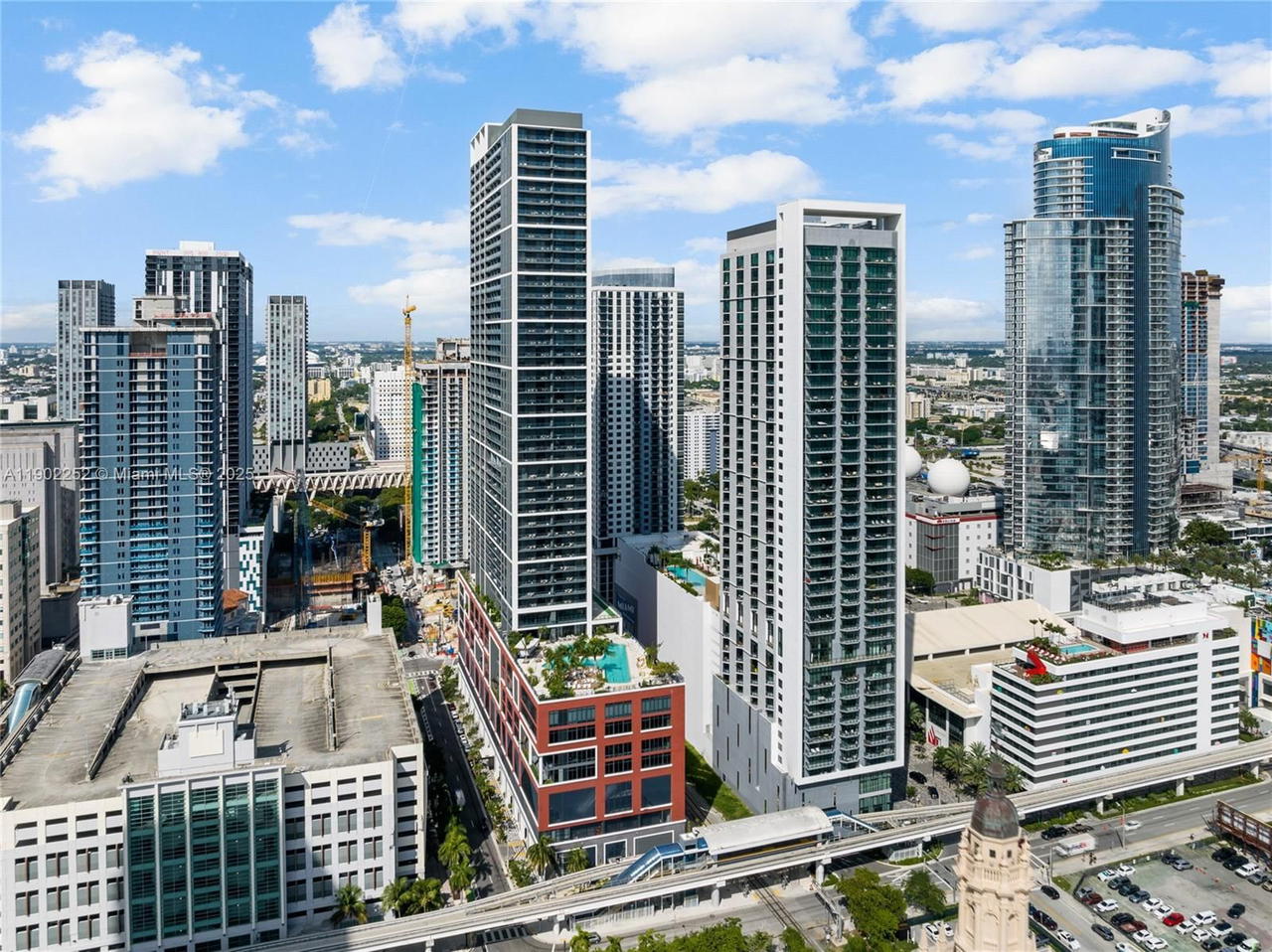 Real estate property located at 159 6th St #2405, Miami-dade, Natiivo Gale Miami, Miami, FL