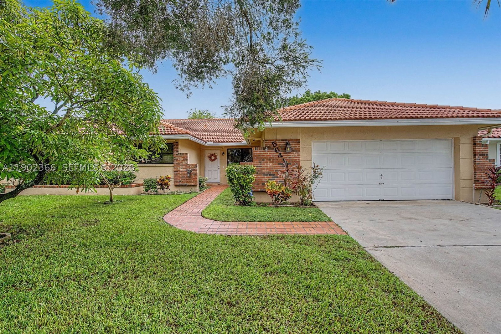 Real estate property located at 5641 Thistledown Ter, Broward, Hawkes Bluff, Davie, FL