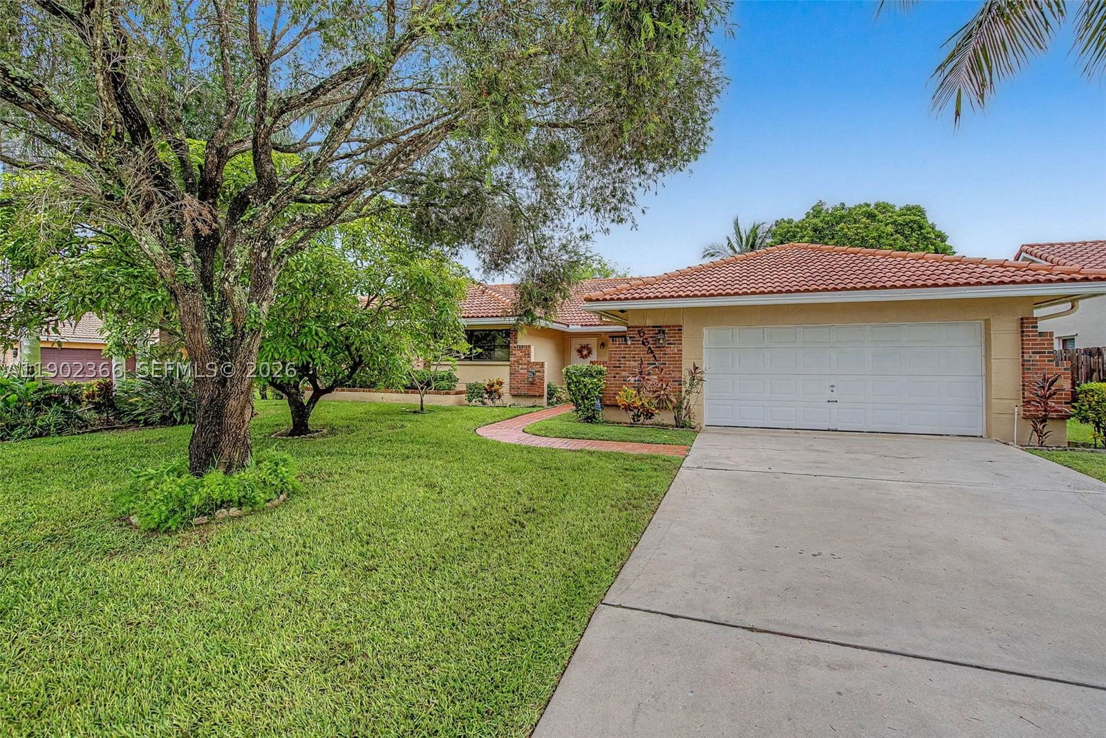 Real estate property located at 5641 Thistledown Ter, Broward, Hawkes Bluff, Davie, FL