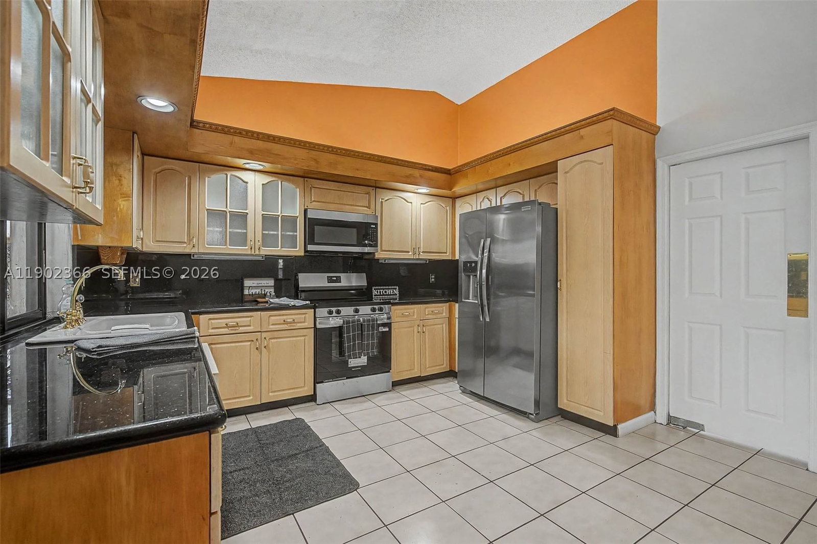 Real estate property located at 5641 Thistledown Ter, Broward, Hawkes Bluff, Davie, FL