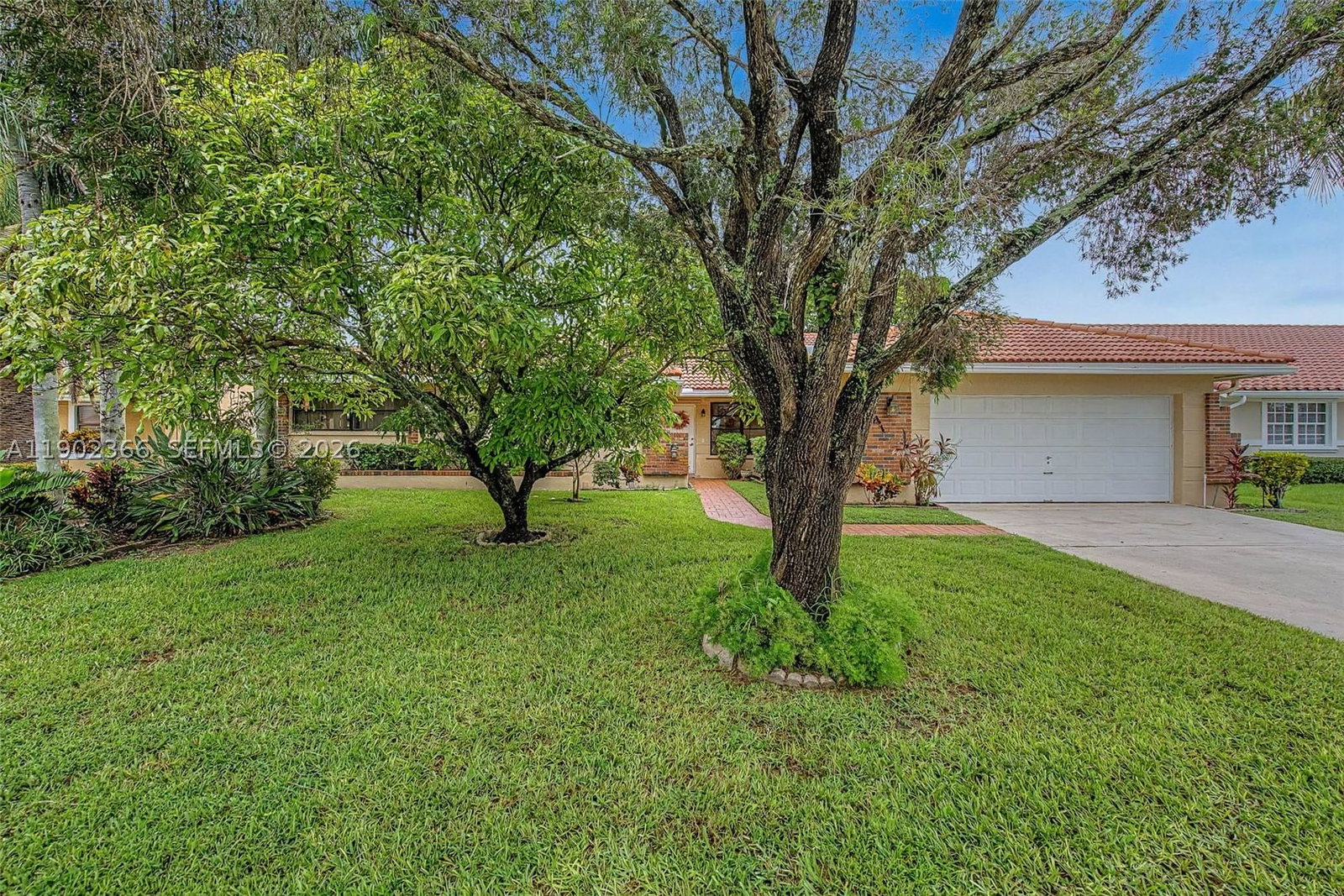 Real estate property located at 5641 Thistledown Ter, Broward, Hawkes Bluff, Davie, FL