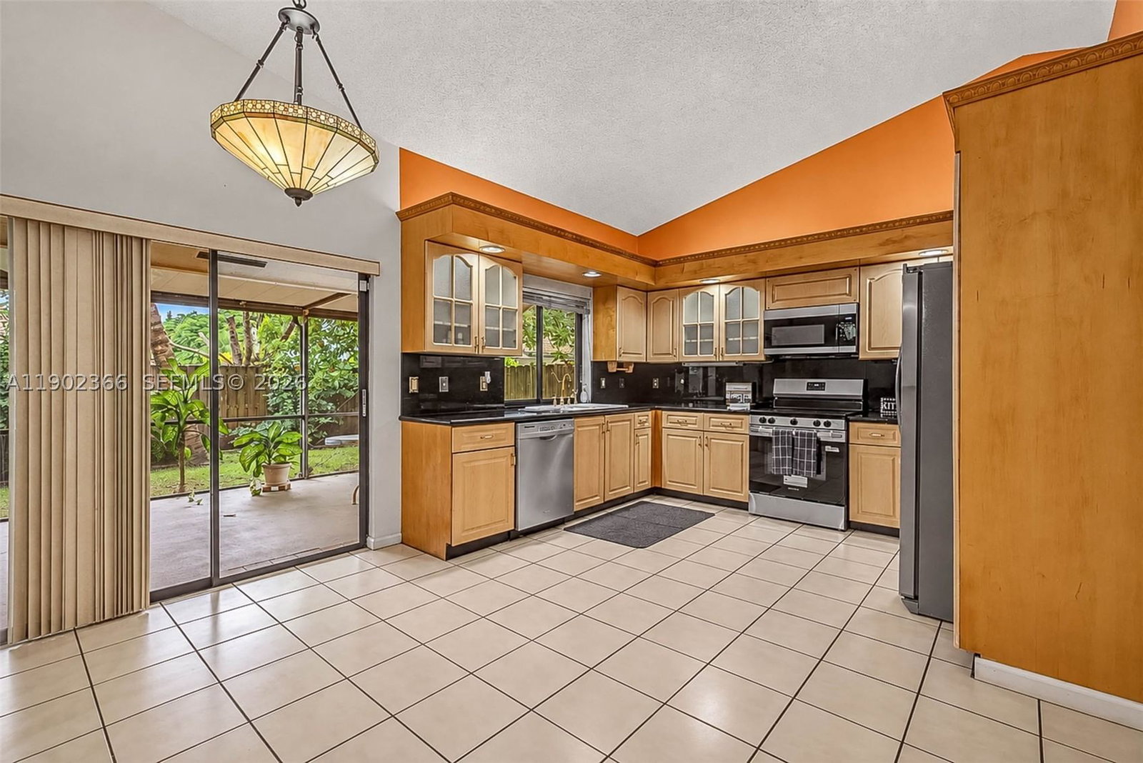 Real estate property located at 5641 Thistledown Ter, Broward, Hawkes Bluff, Davie, FL