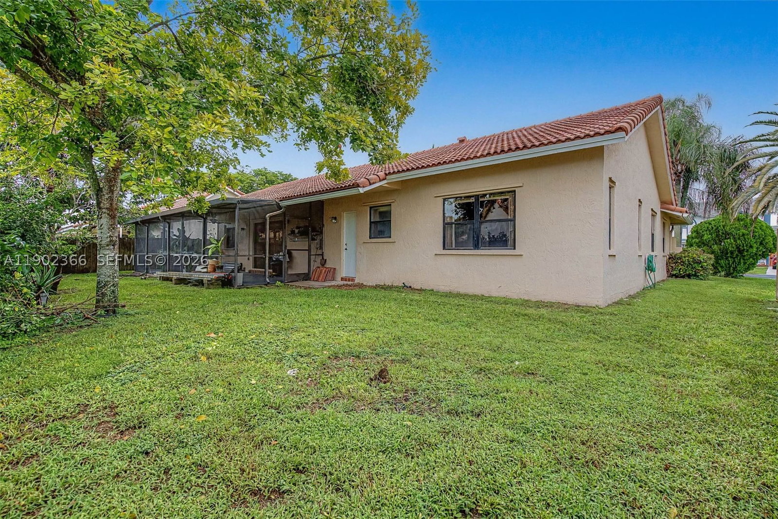 Real estate property located at 5641 Thistledown Ter, Broward, Hawkes Bluff, Davie, FL