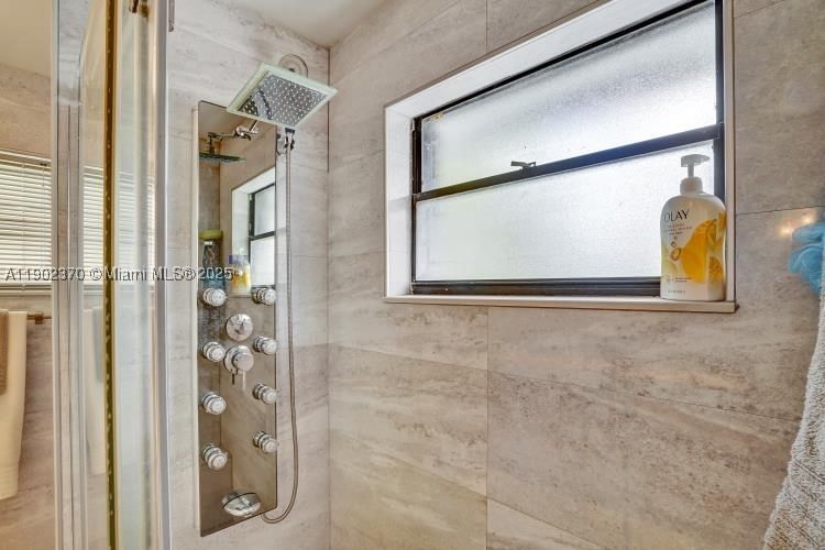 Real estate property located at 10026 52nd Ter, Miami-dade, The Townhomes Of Doral Oa, Doral, FL