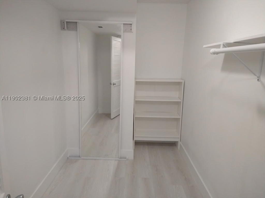 Real estate property located at 700 214th St #403, Miami-dade, Ellington At County Line, Miami Gardens, FL
