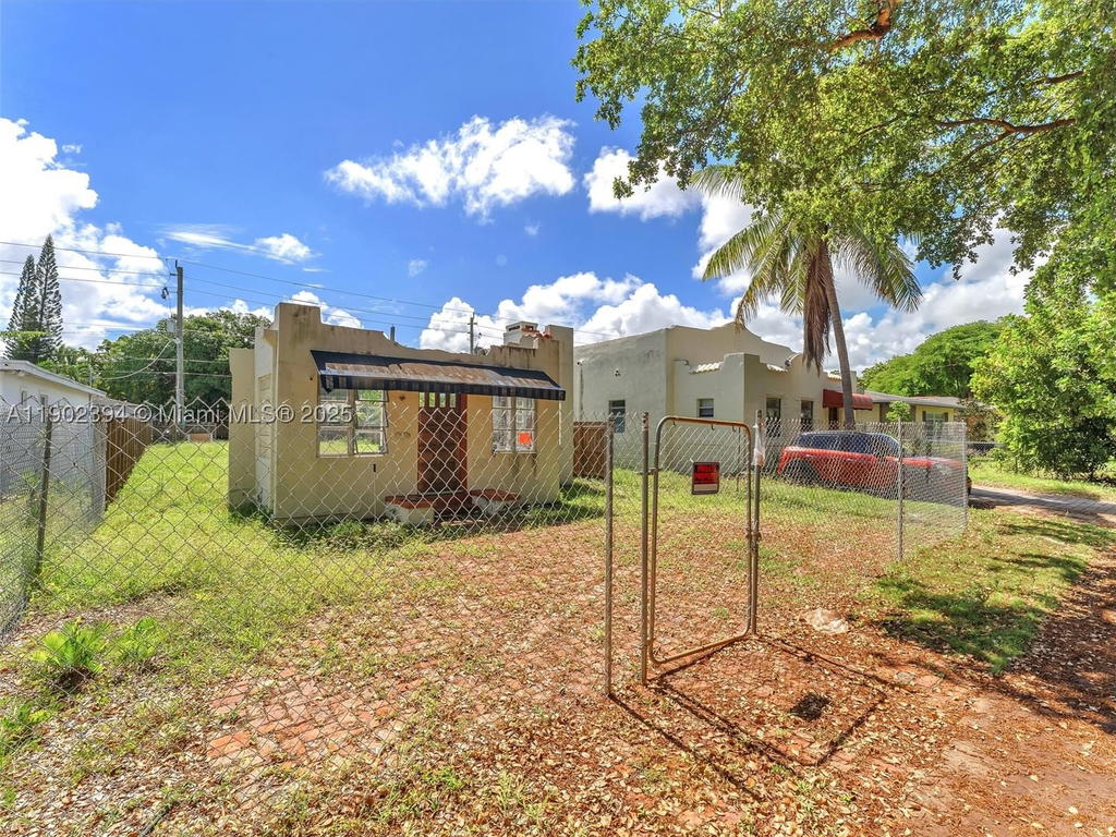 Real estate property located at 1928 Dewey St, Broward, Hollywood South Side Add, Hollywood, FL