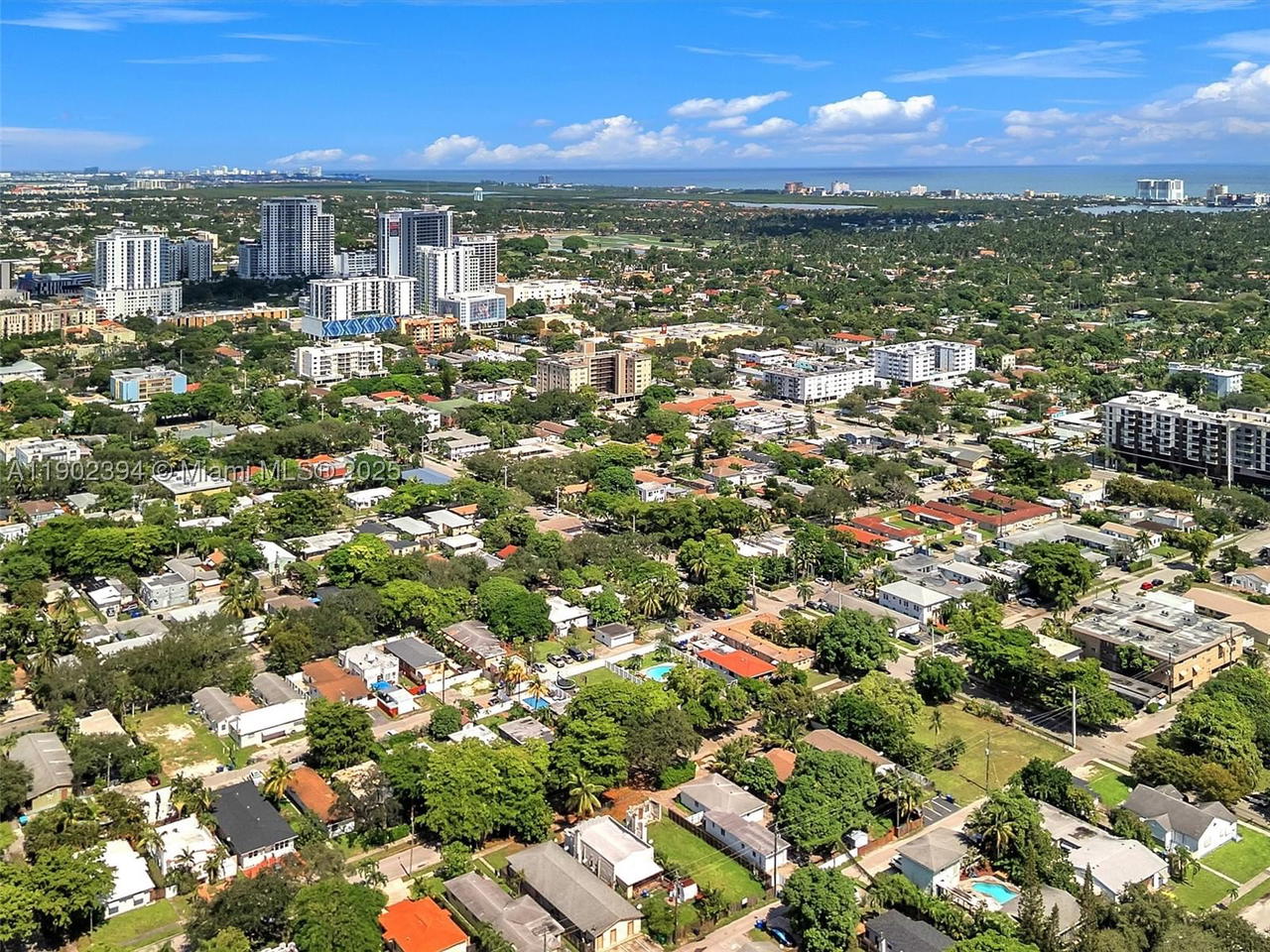 Real estate property located at 1928 Dewey St, Broward, Hollywood South Side Add, Hollywood, FL