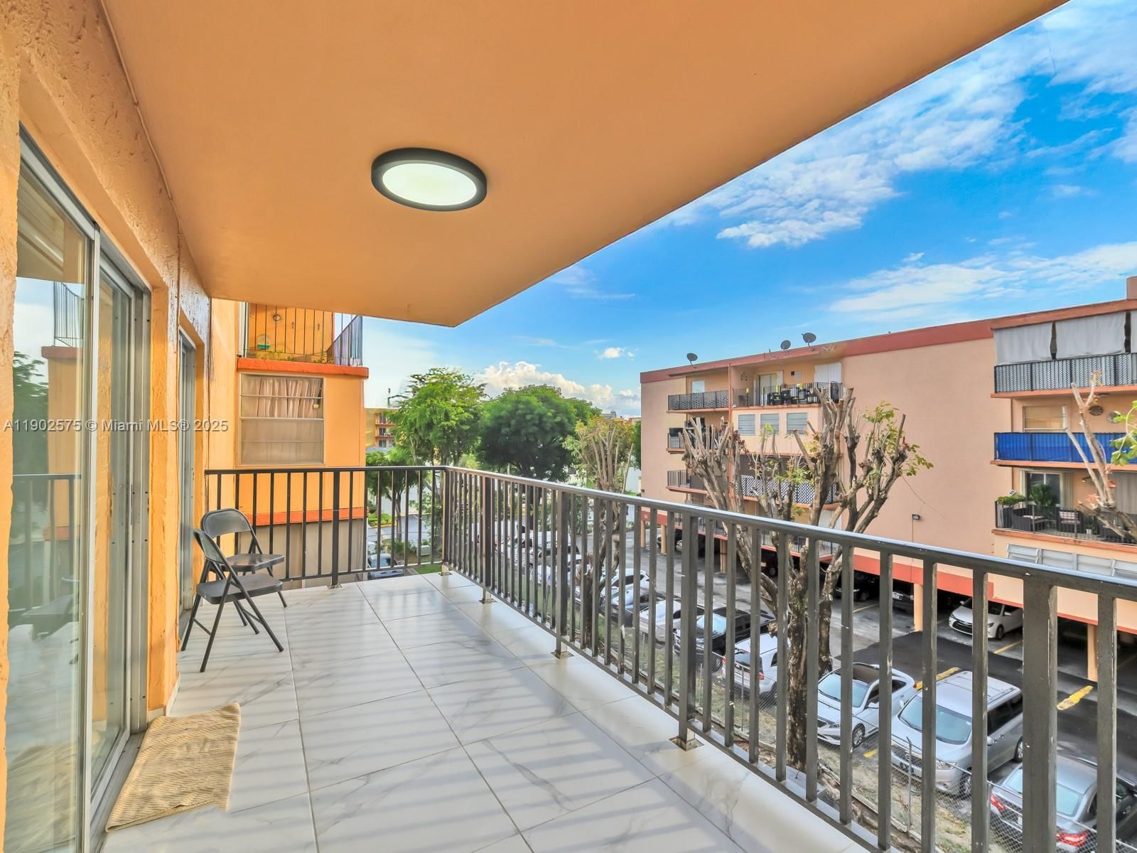 Real estate property located at 1890 56th St #1307, Miami-dade, Palm-east Gardens Condo, Hialeah, FL