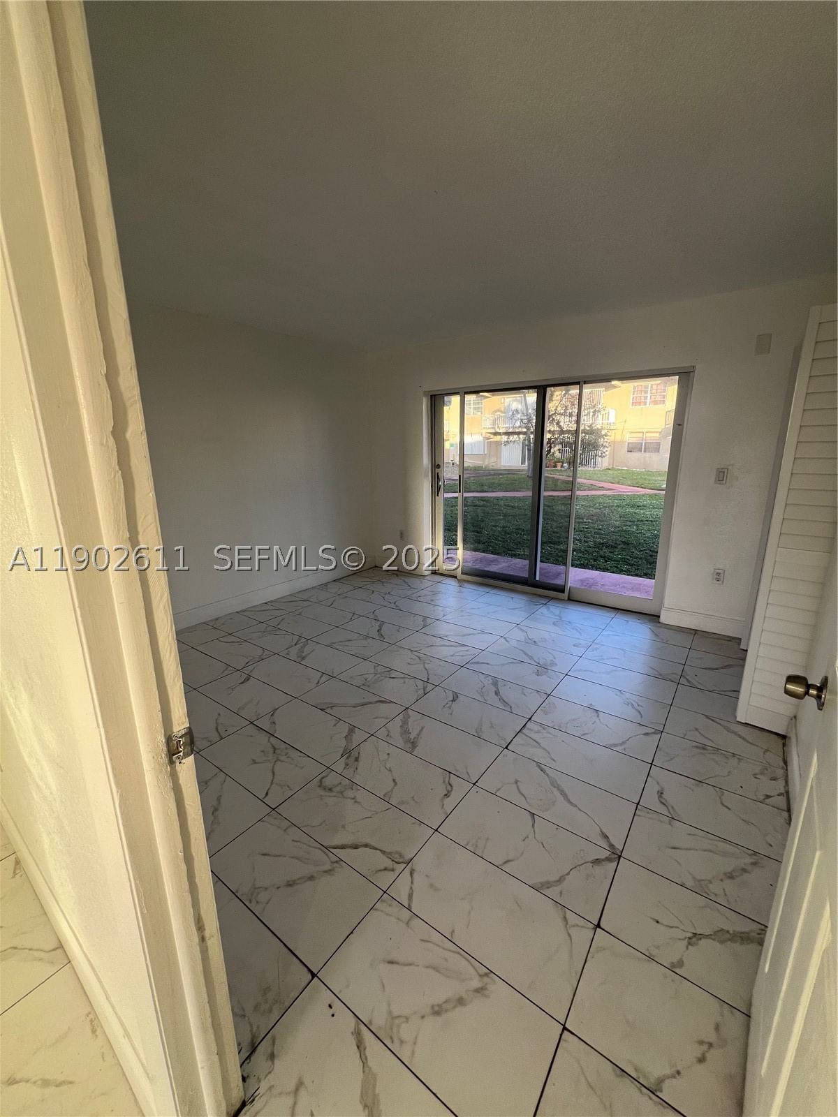 Real estate property located at 301 177th St #136, Miami-dade, New World Condo Apts Ii, Miami Gardens, FL