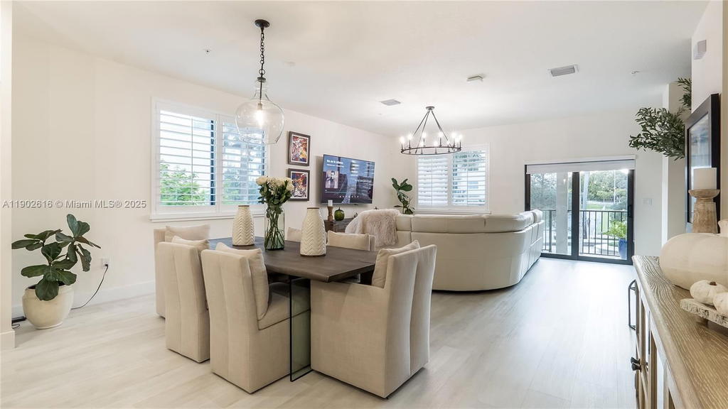 Real estate property located at 4741 85th Ave, Miami-dade, Downtown Doral South Phas, Doral, FL