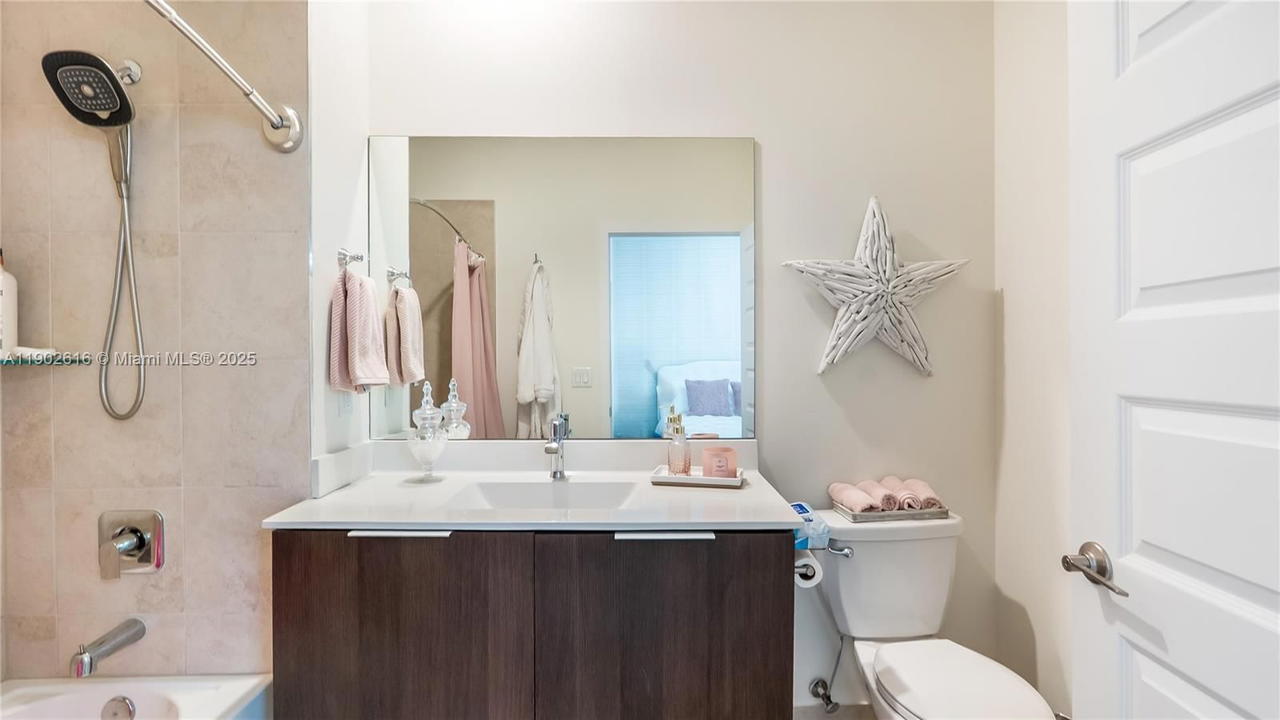 Real estate property located at 4741 85th Ave, Miami-dade, Downtown Doral South Phas, Doral, FL