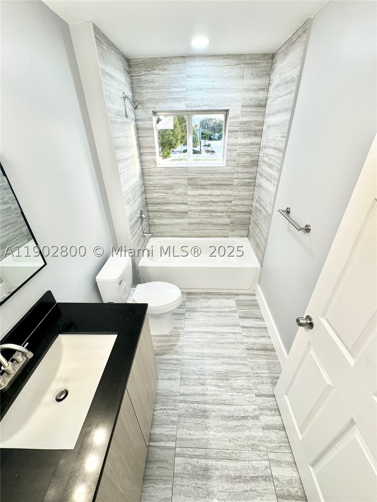 Real estate property located at 926 - 932 2nd St, Broward, Seminole Add F R Olivers, Fort Lauderdale, FL