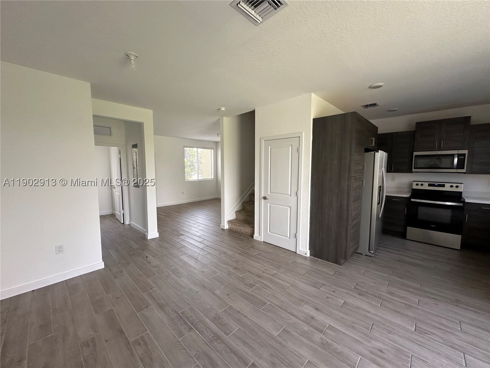 Real estate property located at 1092 23rd Ave, Miami-dade, Towns At Seascape, Homestead, FL