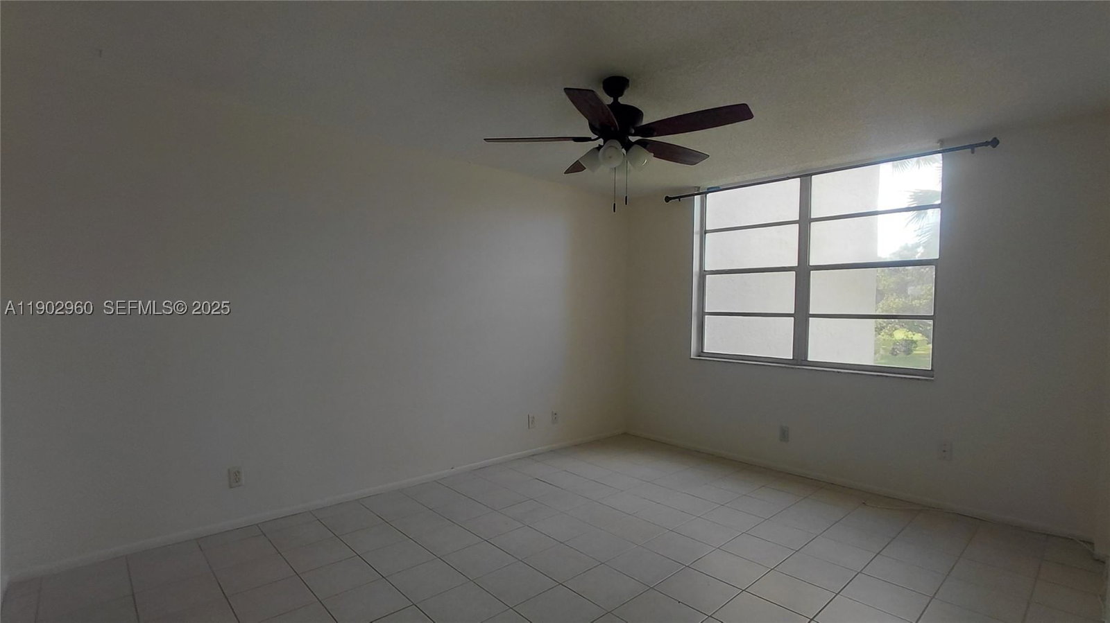 Real estate property located at 9470 Poinciana Pl #202, Broward, Poinciana 7 Of Pine Islan, Davie, FL