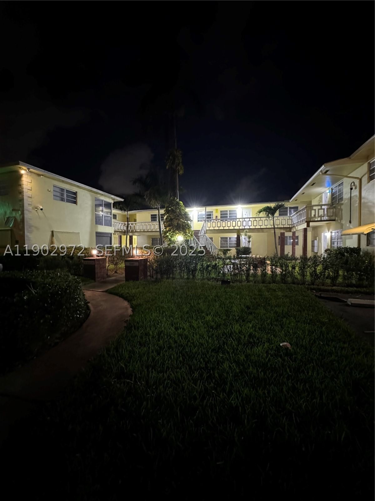 Real estate property located at 1501 Arthur St #1, Broward, Westchester Arms Co-op, Hollywood, FL