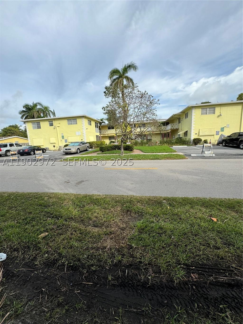 Real estate property located at 1501 Arthur St #1, Broward, Westchester Arms Co-op, Hollywood, FL