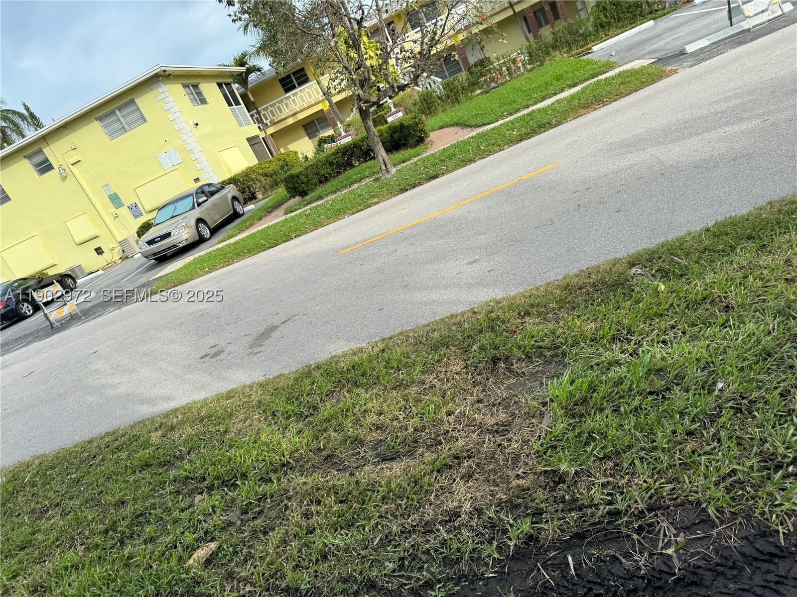 Real estate property located at 1501 Arthur St #1, Broward, Westchester Arms Co-op, Hollywood, FL