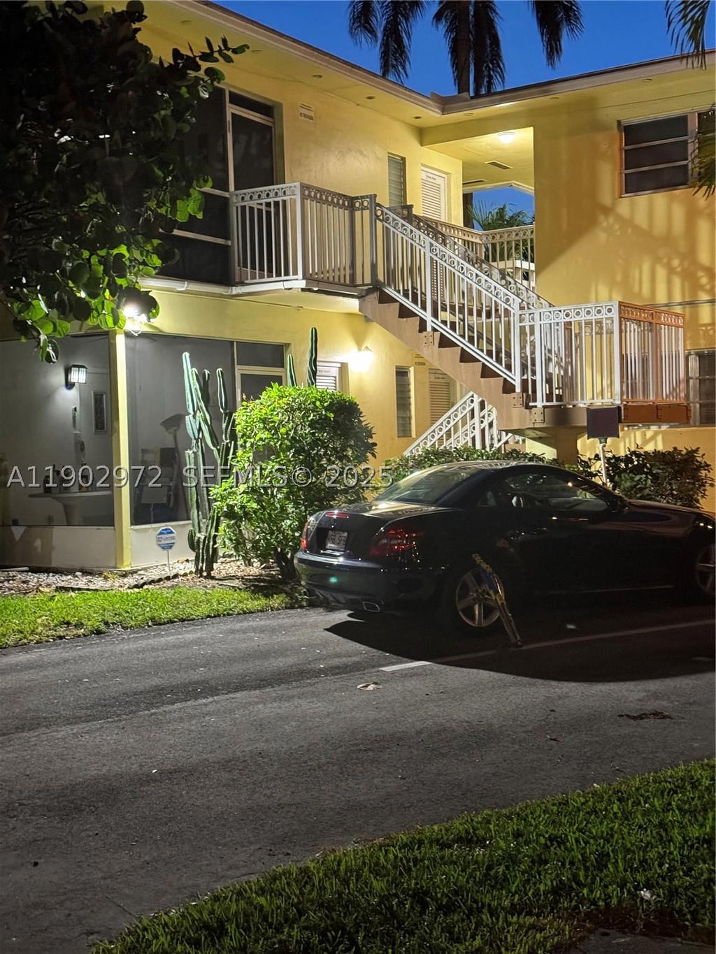 Real estate property located at 1501 Arthur St #1, Broward, Westchester Arms Co-op, Hollywood, FL