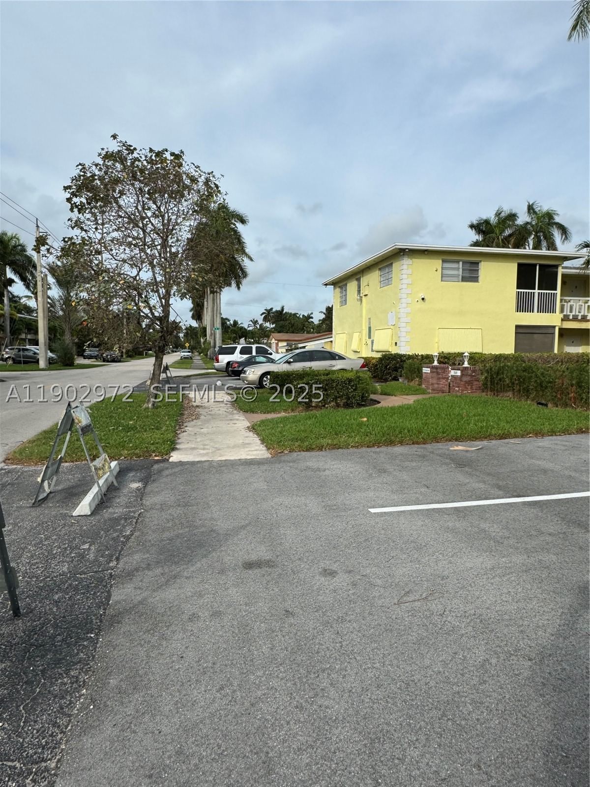Real estate property located at 1501 Arthur St #1, Broward, Westchester Arms Co-op, Hollywood, FL