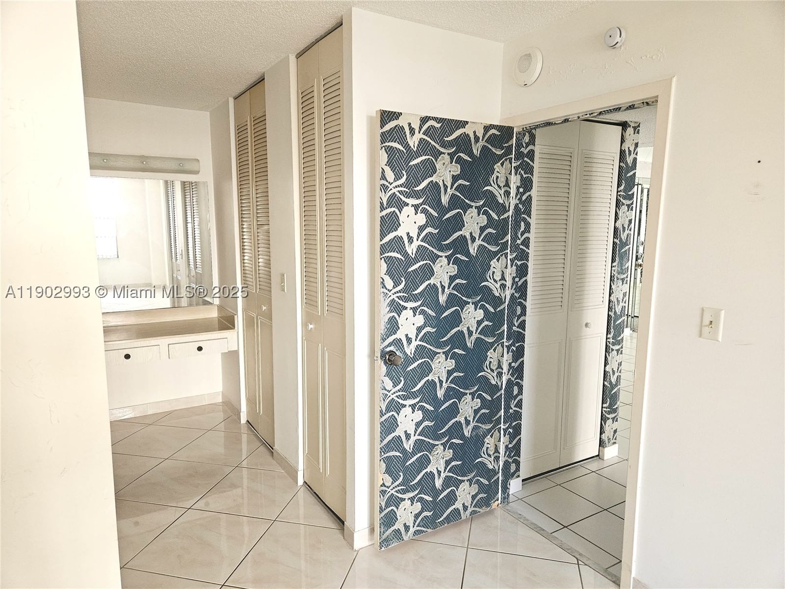 Real estate property located at 230 174th St #409, Miami-dade, Winston Tower 300 Condo, Sunny Isles Beach, FL